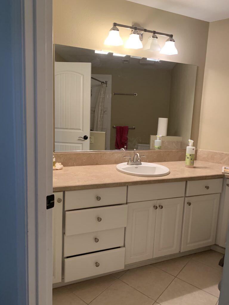 builder grade bathroom before remodel