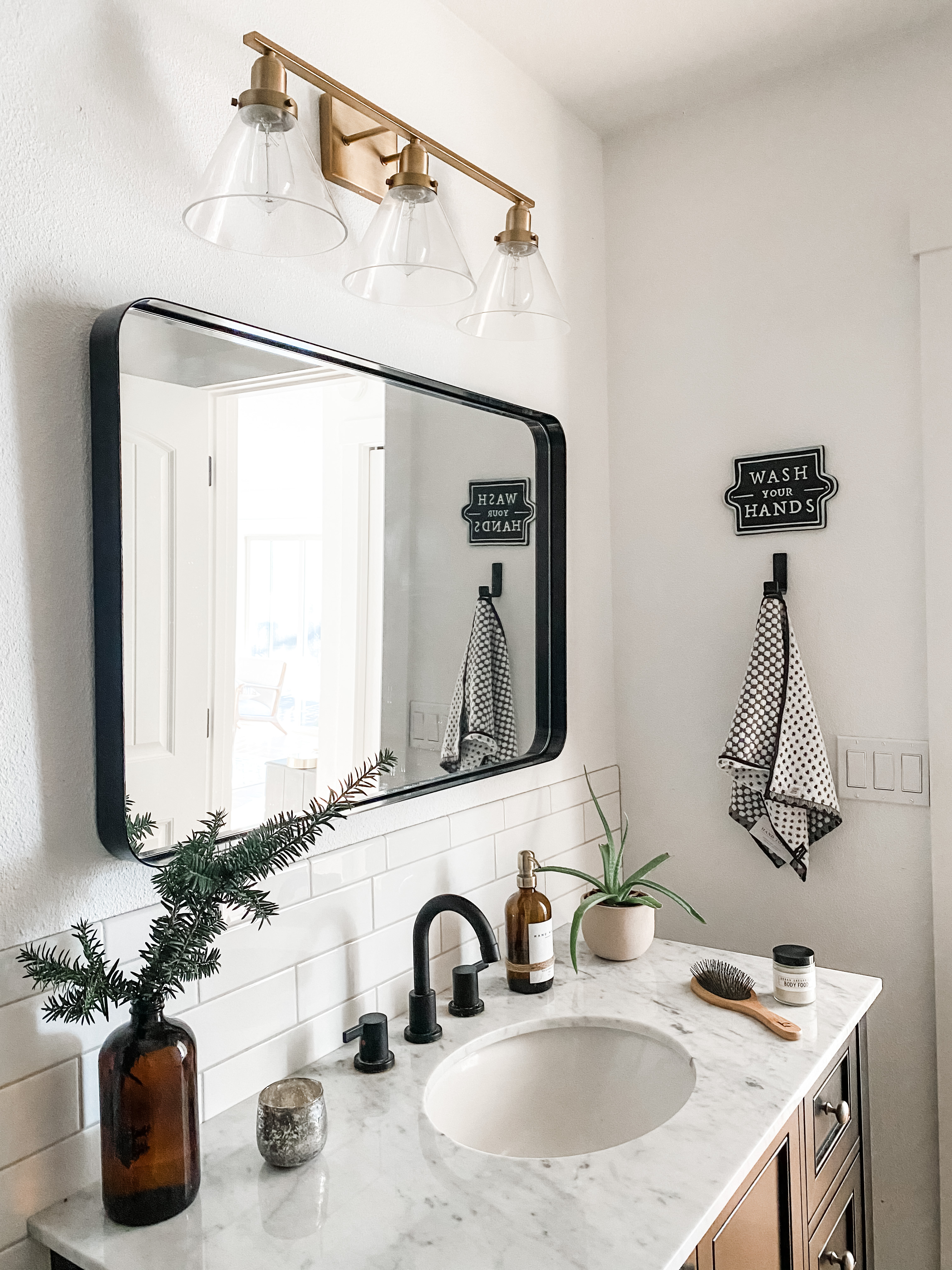 black and white bathroom with holiday decor ideas