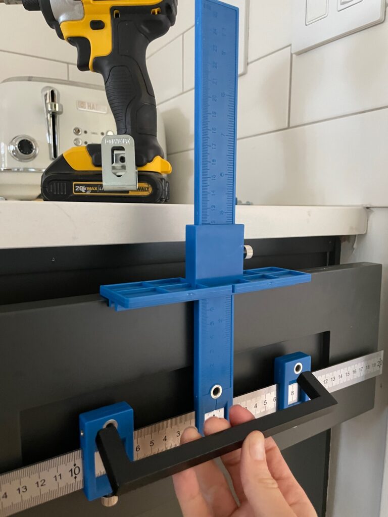 cabinet hardware jig