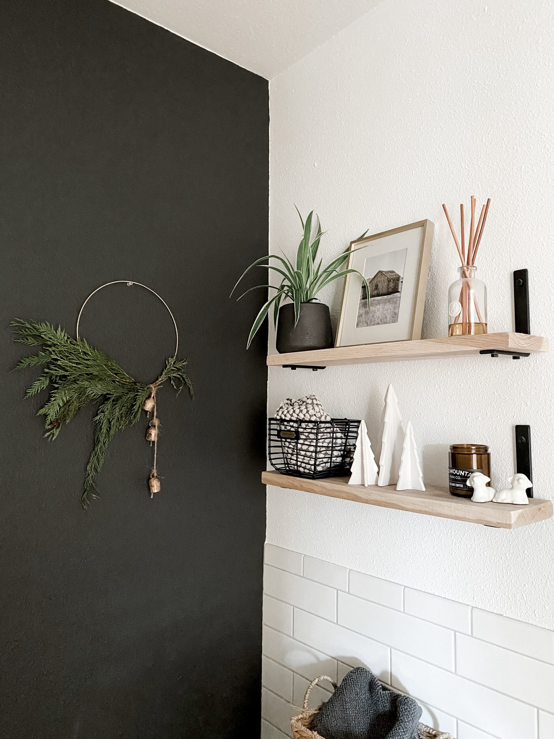 My Holiday Home Decor Tour
