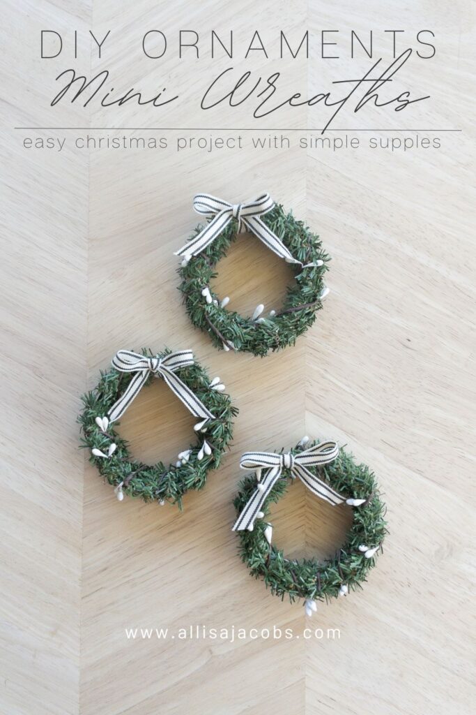 mini wreath christmas ornaments DIY