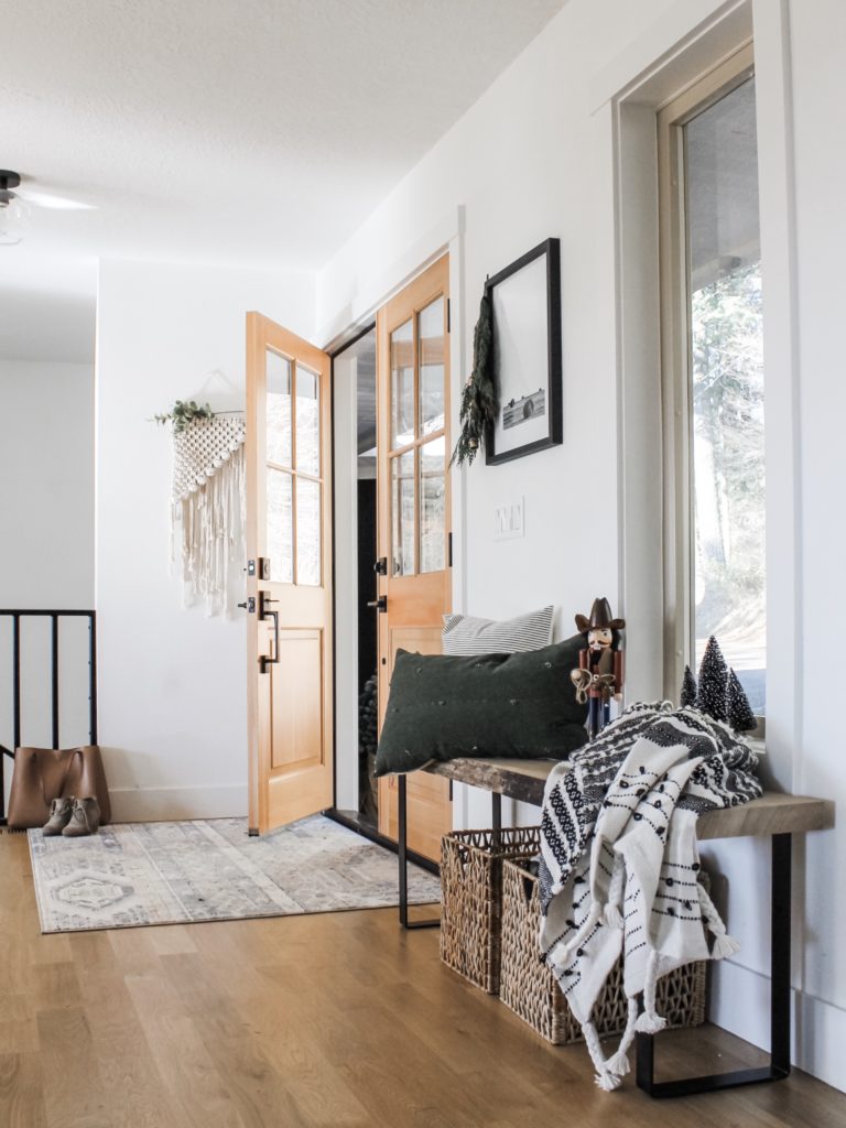 minimal Christmas entry way decor
