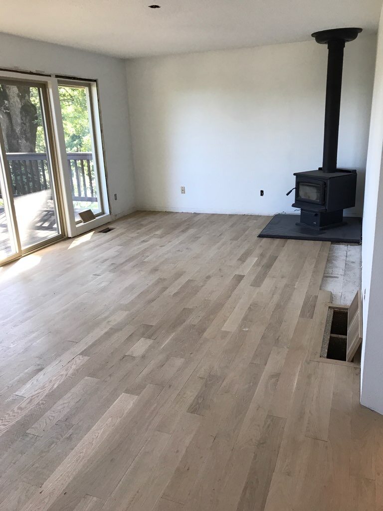 installing white oak solid hardwood floors