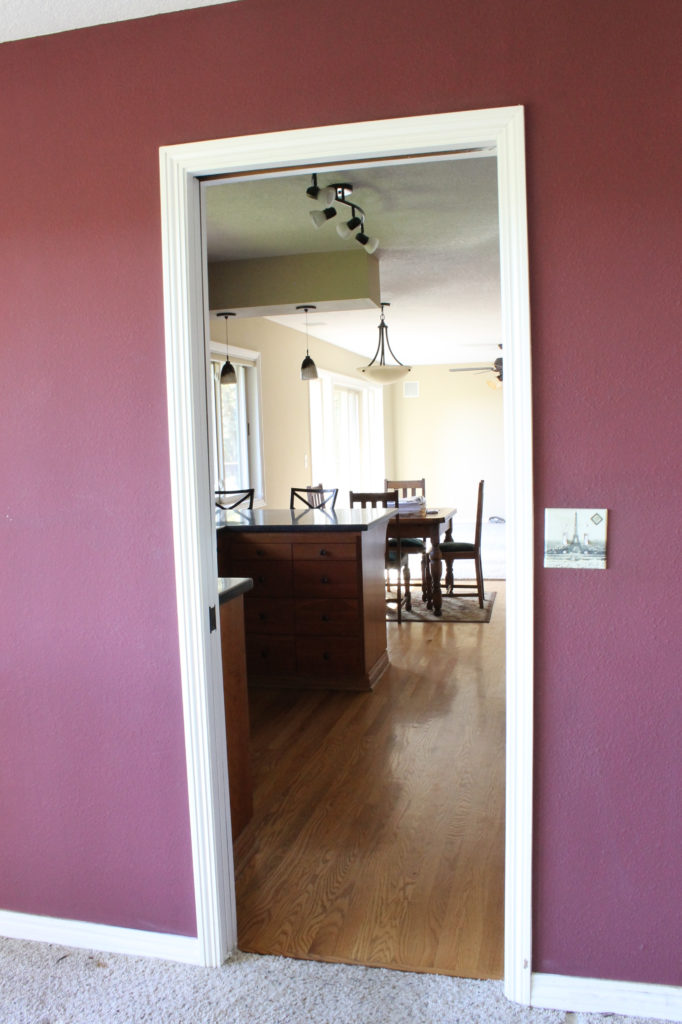 pocket door between dining room before remodel